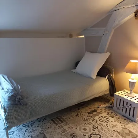 D'hotes Doue En Anjou, Les Hirondelles Saint-Georges-sur-Layon